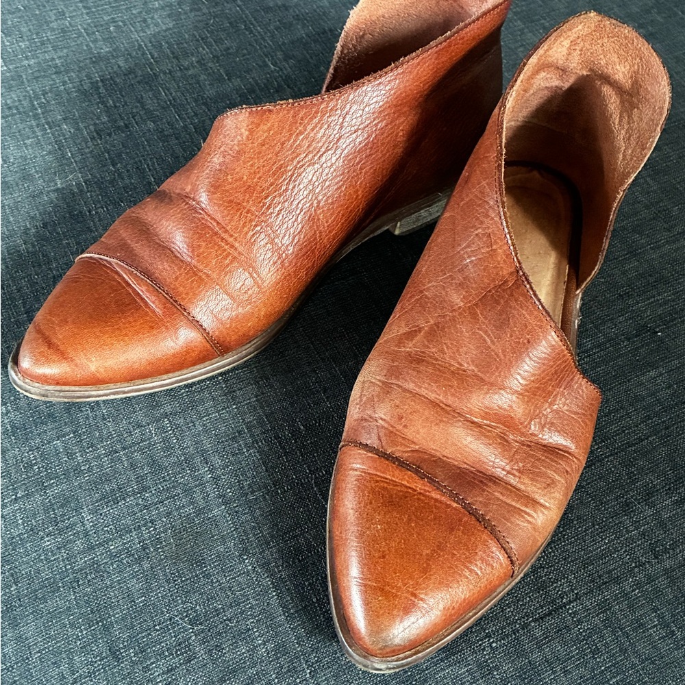 Leather booties 7.5-8